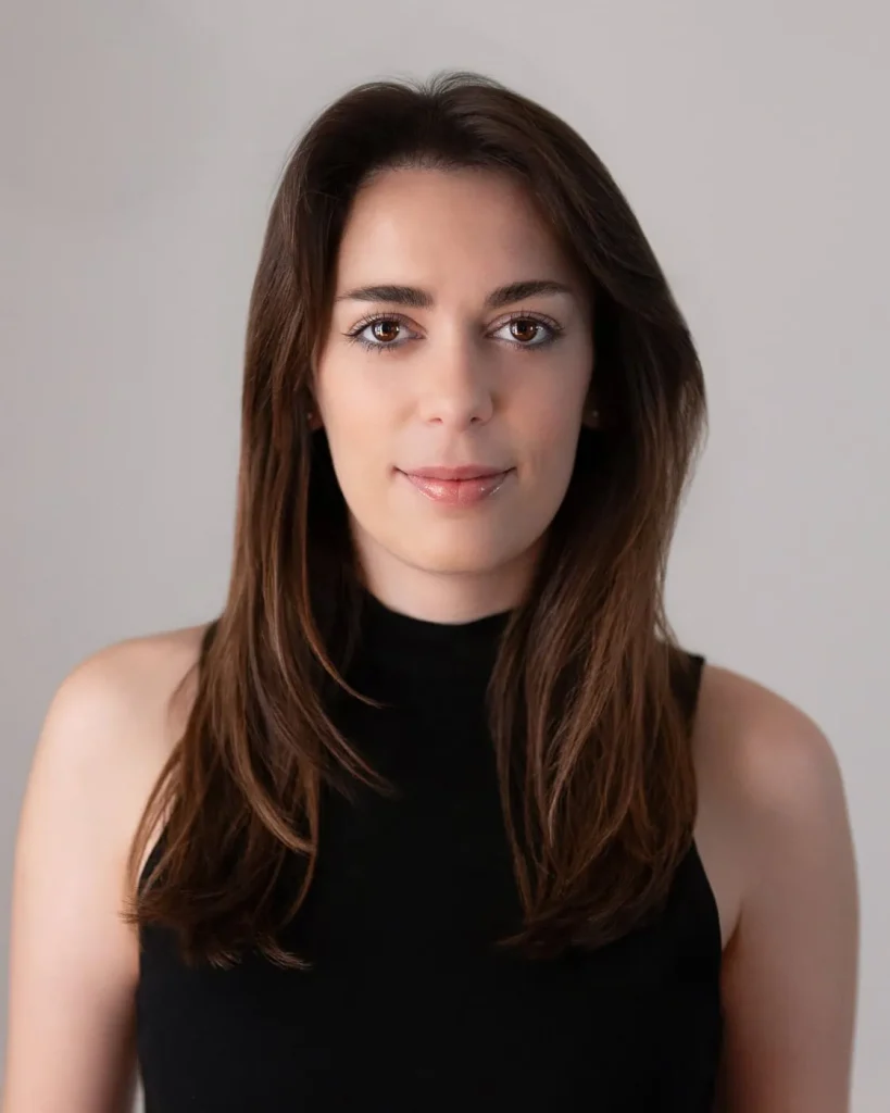 Paula, operations lead at Events in Paris, Paris-based proposal and elopement coordination company